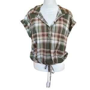 No Boundaries plaid top with tie detail 2XG